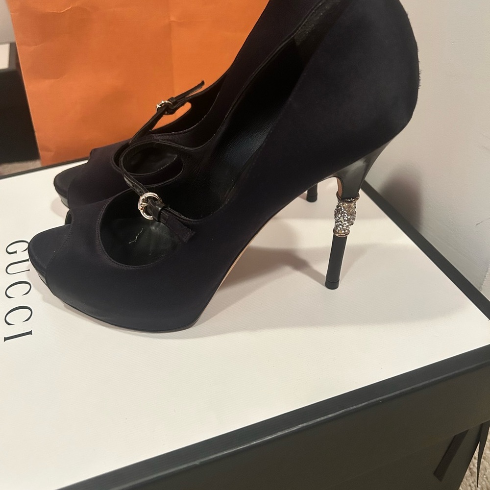 Gucci Black Peep-Toe Heels with Silver Accent